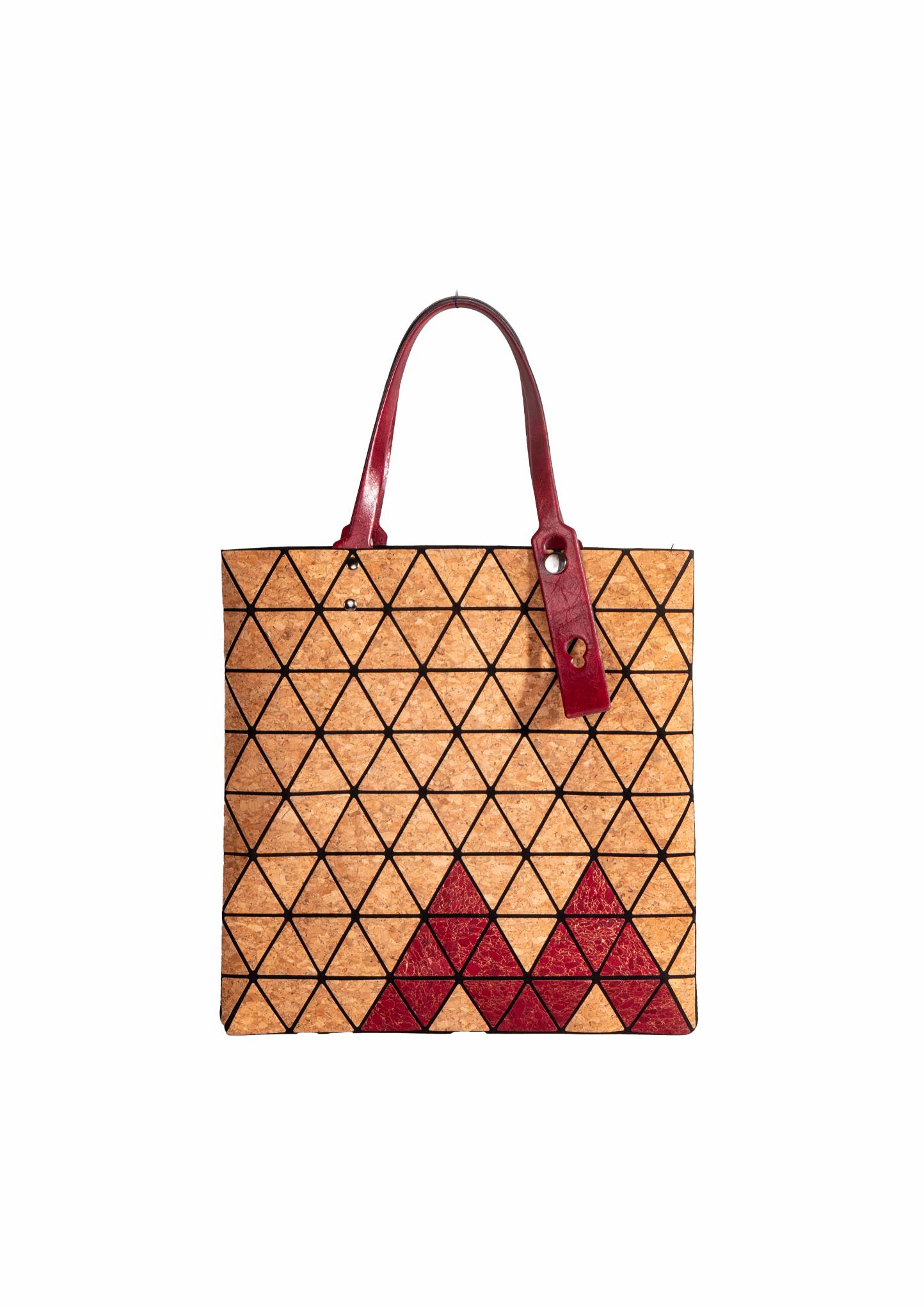 Classic diamond-patterned cork letter bag